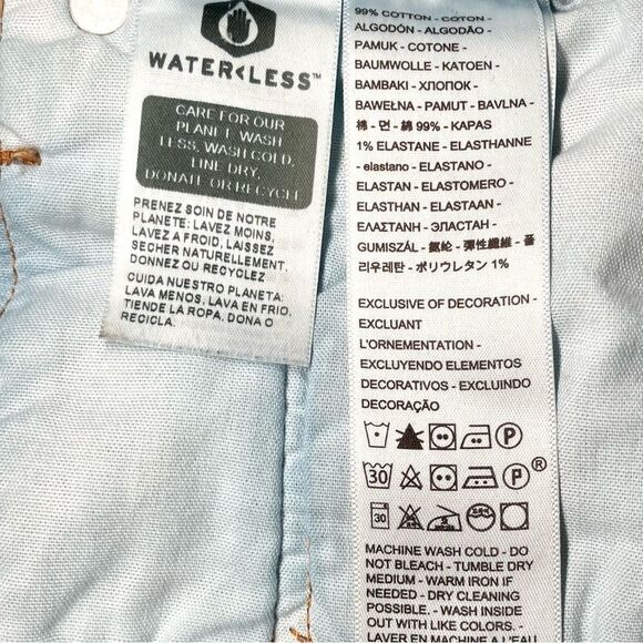 Levi’s 501 Original Fit High Rise Distressed Cutoffs in Blue Wash Women’s 28 - Picture 10 of 10